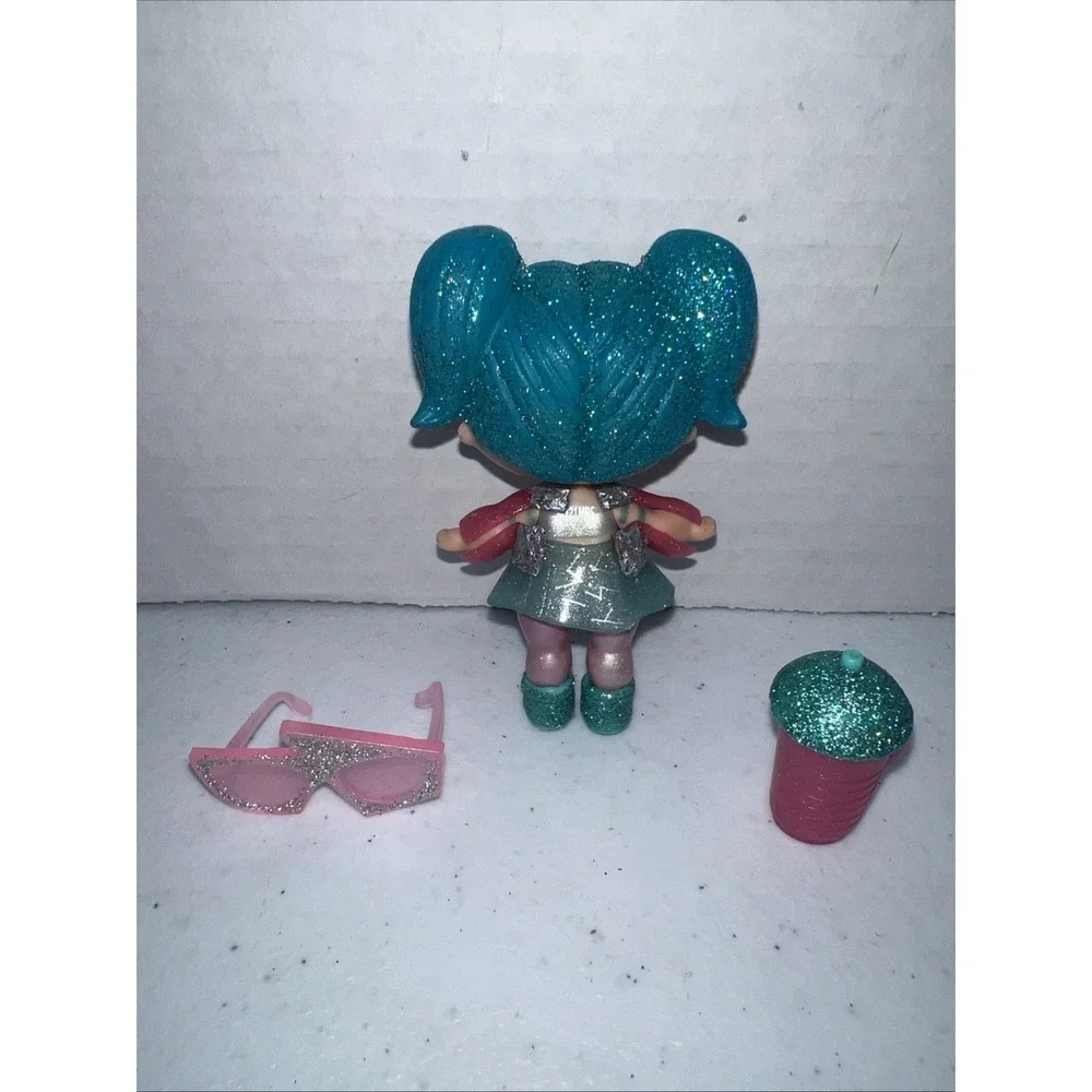LOL Surprise Sparkle Series Glamstonaut Doll Glitter Hair Space MGA